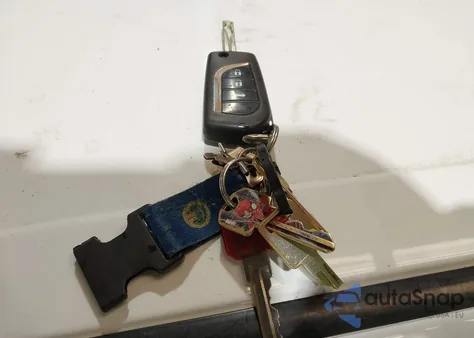 2021 Toyota Camry Se z USA, uszkodzony, nr VIN 4T1G11AK8MU598284